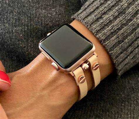 Apple watch bracelet gold