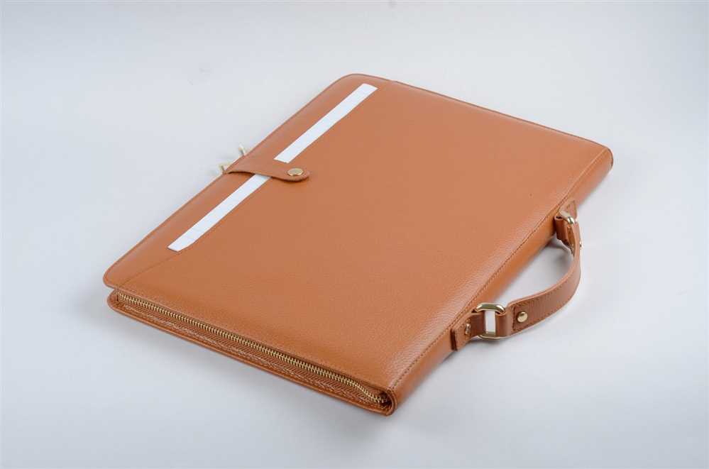 Leather macbook pro case